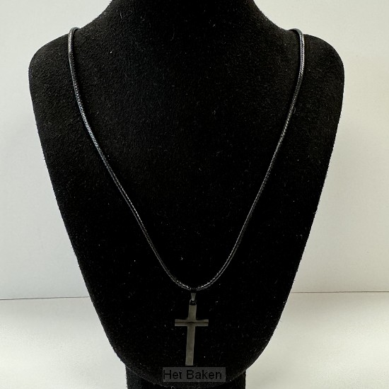 Ketting leer zwart kruisje