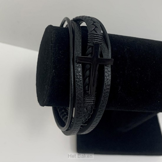 Leren armband zwart kruis 21cm