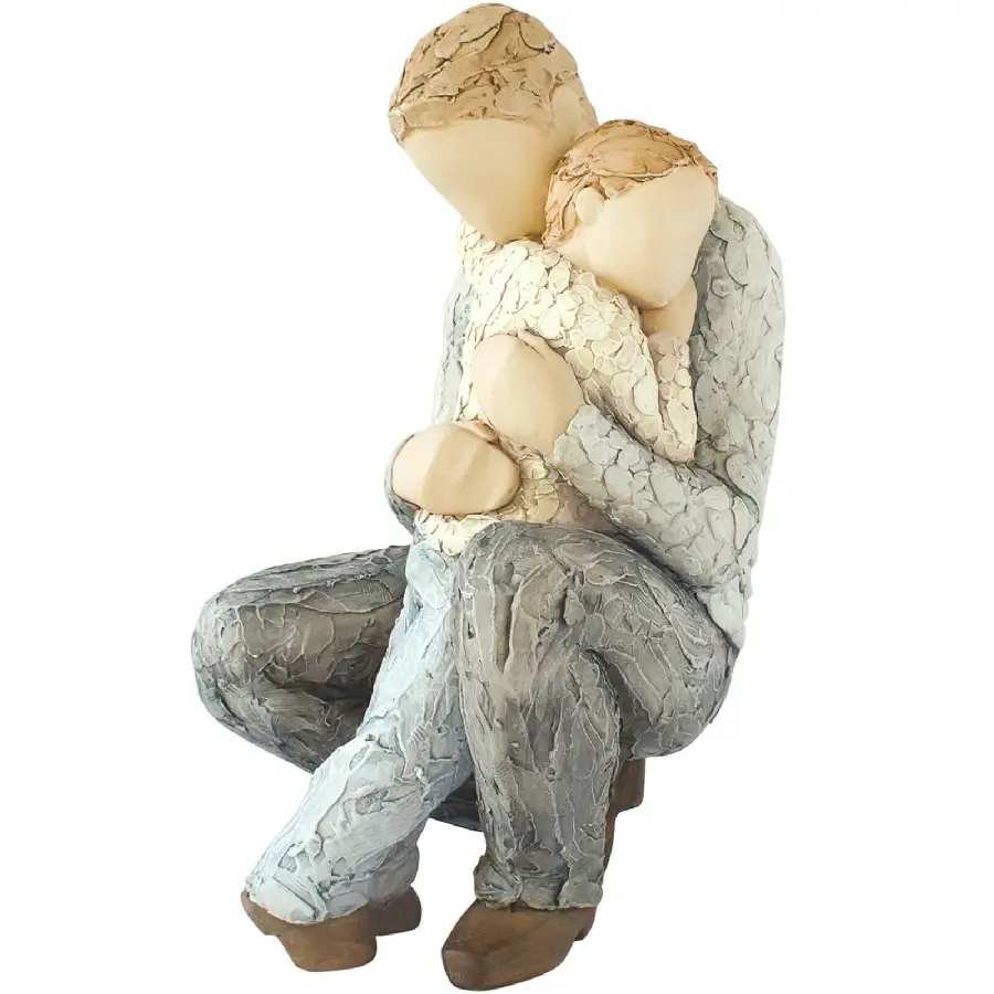 Figurine MTW In safe hands 17cm
