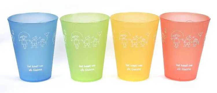 KINDER-DRINKBEKER GOD HOUDT VAN ALLE KIN