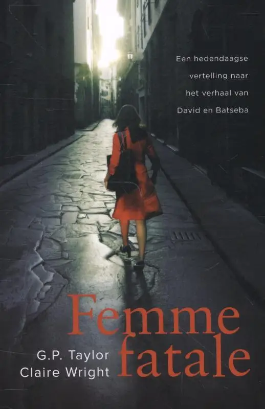 FEMME FATALE